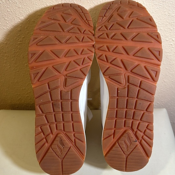 Sketchers Sneakers Uno Suited On Air in White - Picture 8 of 8